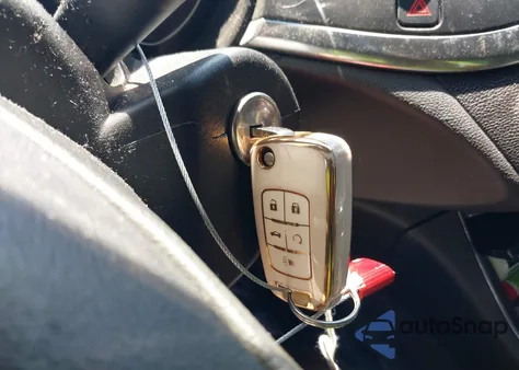 2016 Chevrolet Impala 1Lt z USA, uszkodzony, nr VIN 2G1105SA1G9188625